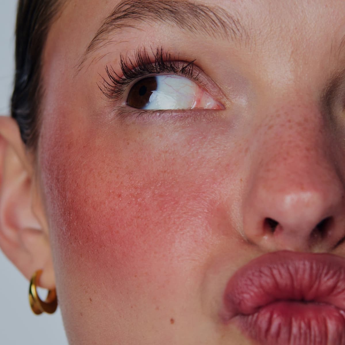 model wears pocket blush toasted teddy