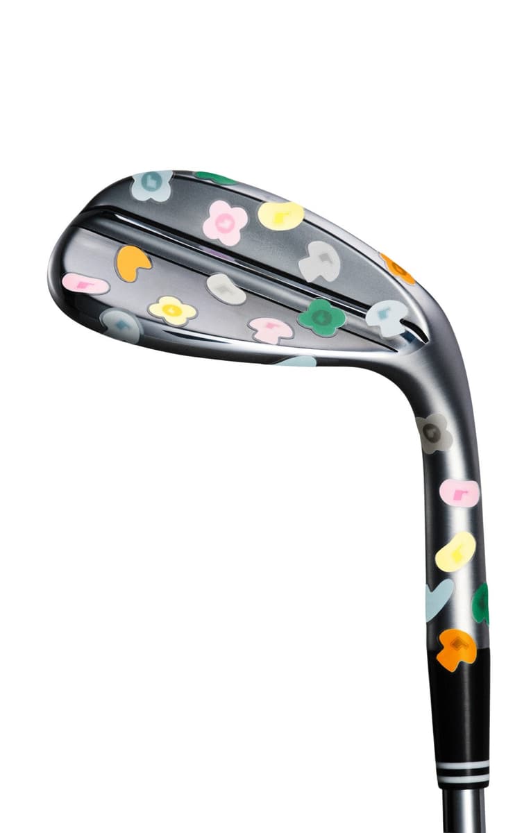 spotwear on golf club