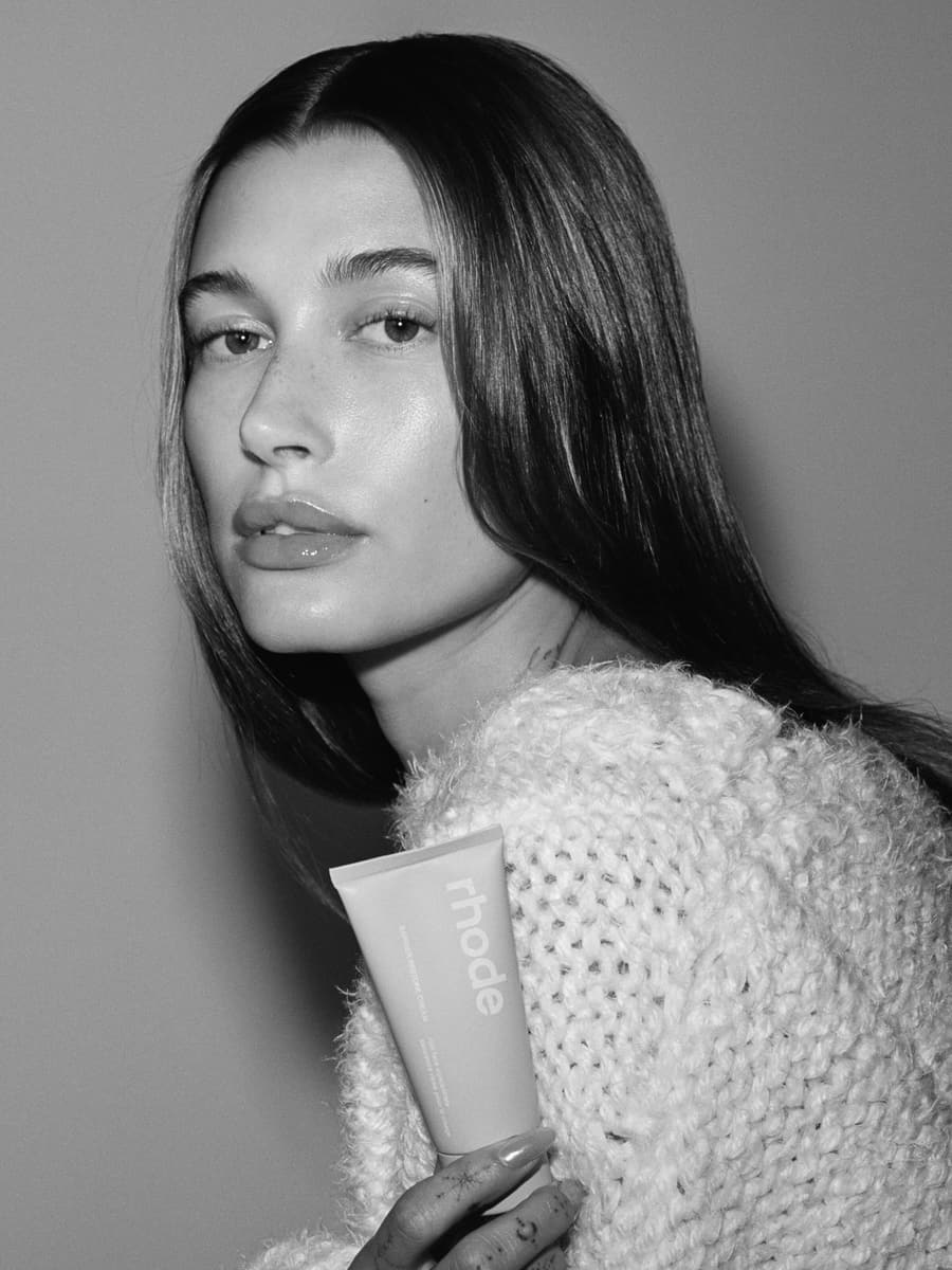 Hailey Bieber holds barrier restore cream